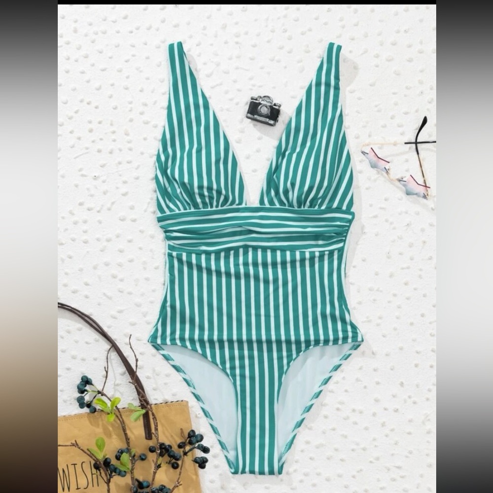 SHEIN striped one piece swimsuit size Large (8/10)